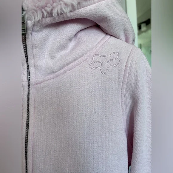 Fox Sasquatch Women’ Baby Pink Full Zip Sherpa Lined Hoodie Size Small - Picture 2 of 7